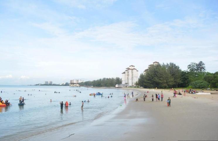 Seafront Sunsetspa Port Dickson Extérieur photo